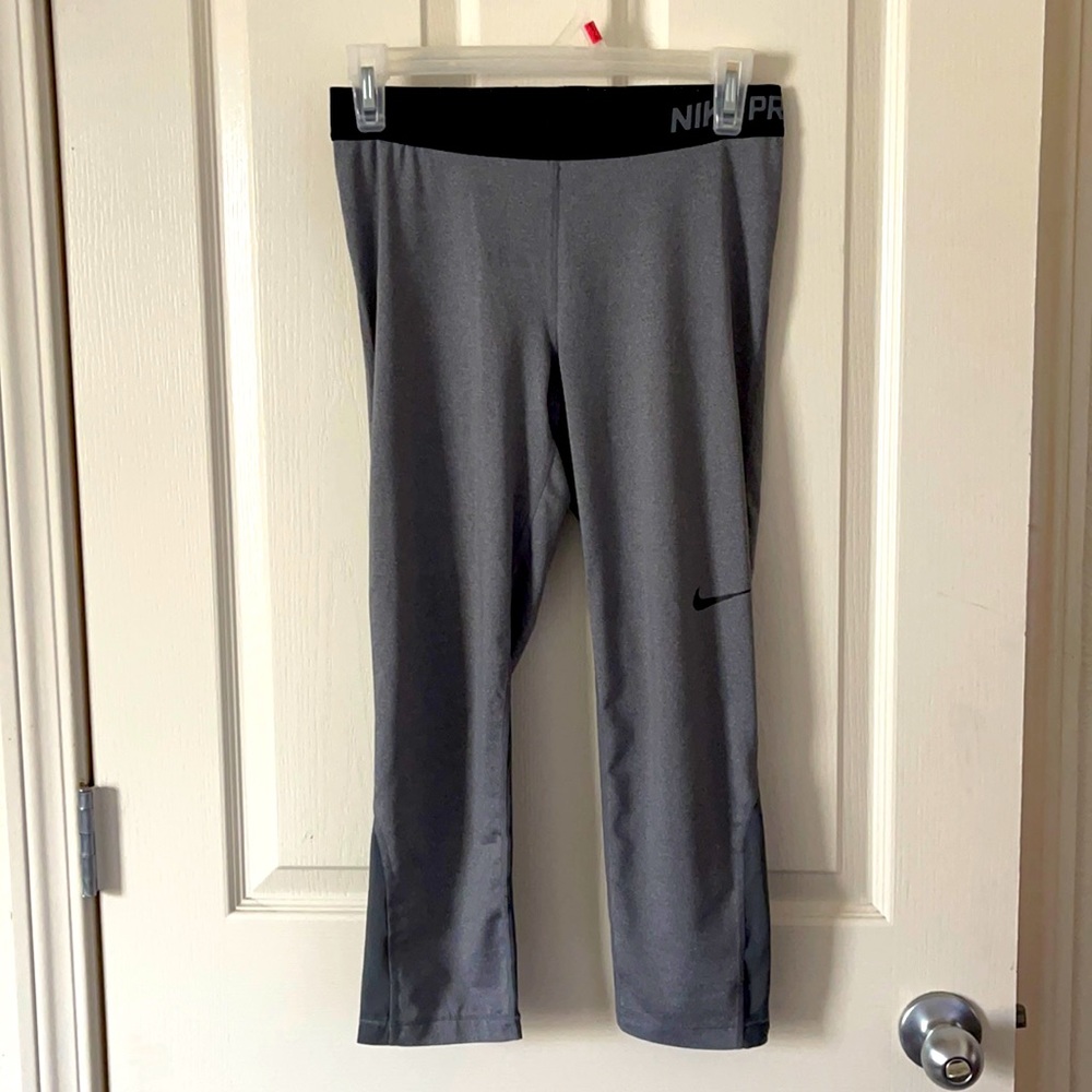 Nike Pro Capri Spandex